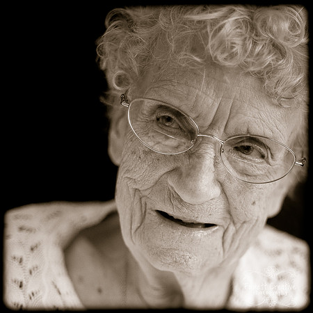 2009-11 Grandma Schubert_-185
