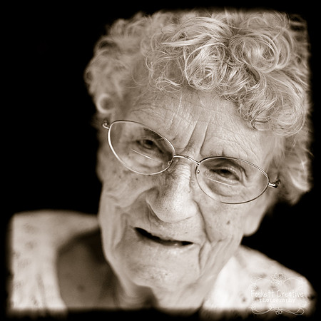 2009-11 Grandma Schubert_-179