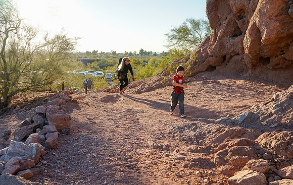 Papago Park Hole in the Rock-281