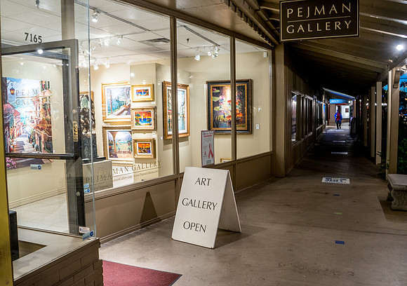 Scottsdale Art Walk-155
