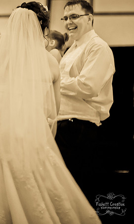 2011-3 Brad & Sarah's Wedding-3291