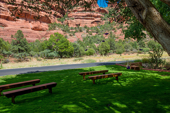 #Enchantment Resort #Encore Creative Weddings #WeddingKnoll  #FoskettCreative 201485-617