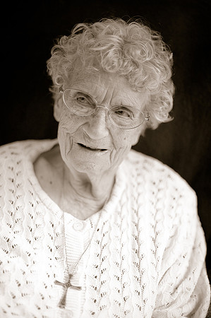 2009-11 Grandma Schubert_-185