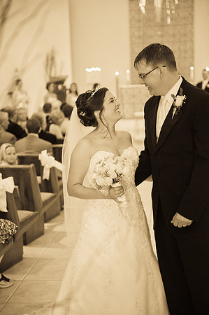 2011-3 Brad & Sarah's Wedding-1044